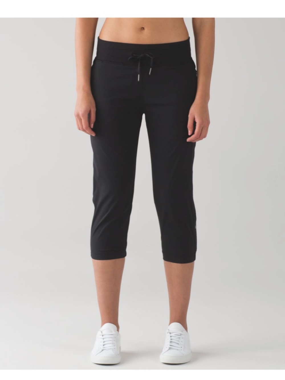 Lululemon Dance Studio Crop II Black Sz 6